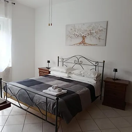 Daire Casa Florica Lurago dʼErba